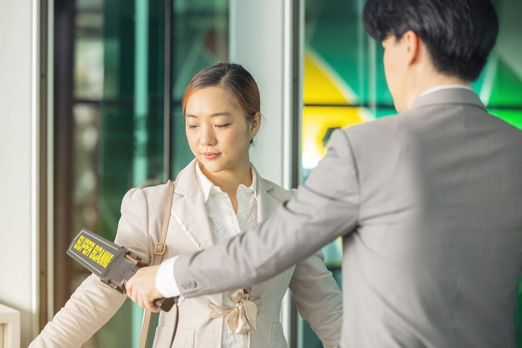 How to Use Hand Detector? - TheSecurePatrol